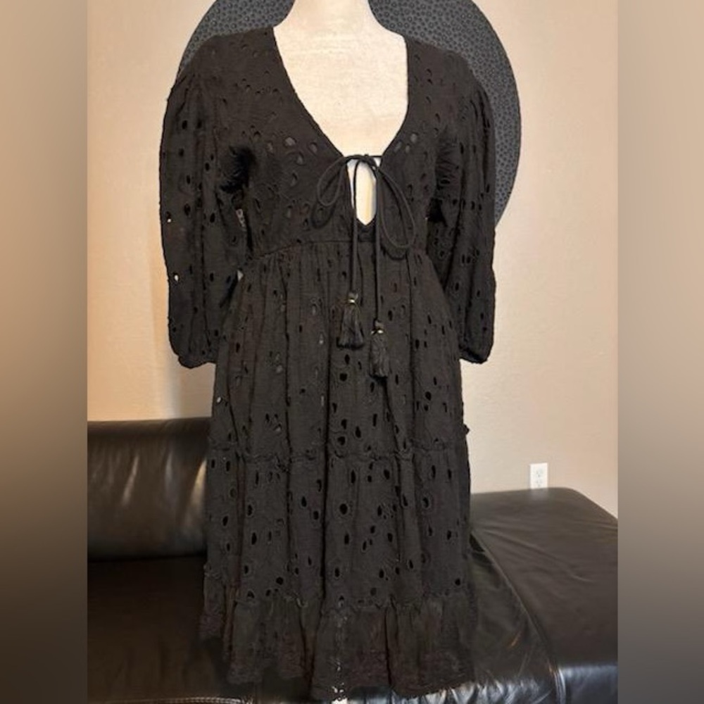 Z&L Europe
Black Eyelet babydoll dress!
NWOT size medium
Quality, Beautiful! - Picture 5 of 8